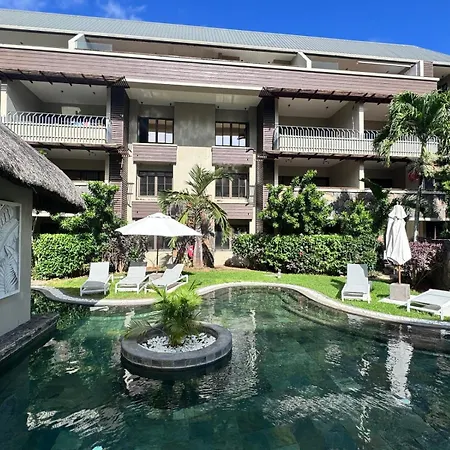 1 Bedroom Apartment In Residence With Spa